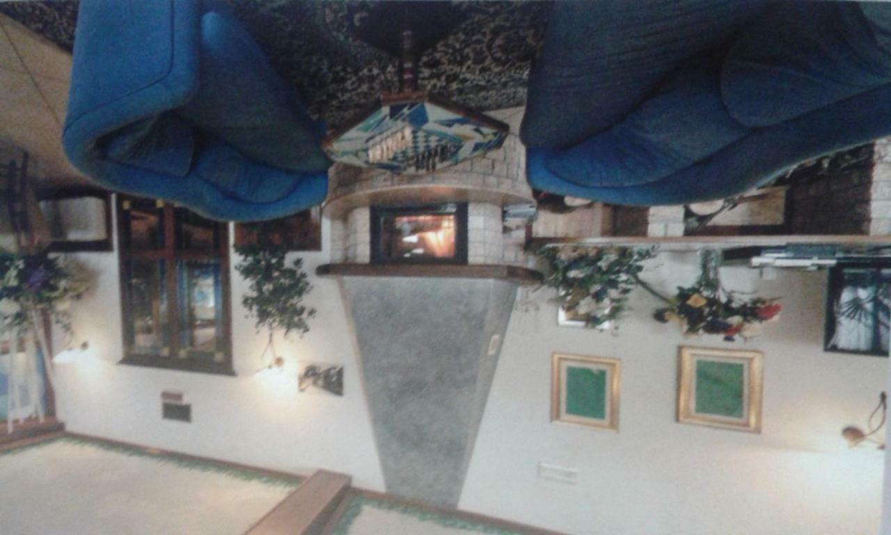 Hotel Cristallo Черрето-Лаґі Екстер'єр фото